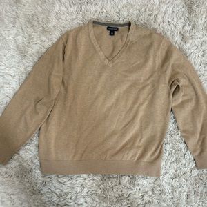 Land’s end Tan Men’s  long sleeve XL pullover sweater